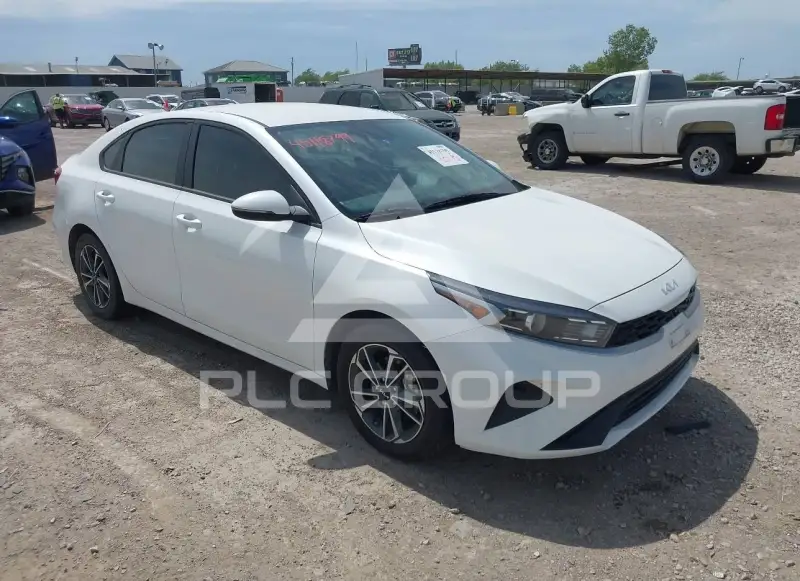 2023 KIA Forte photo