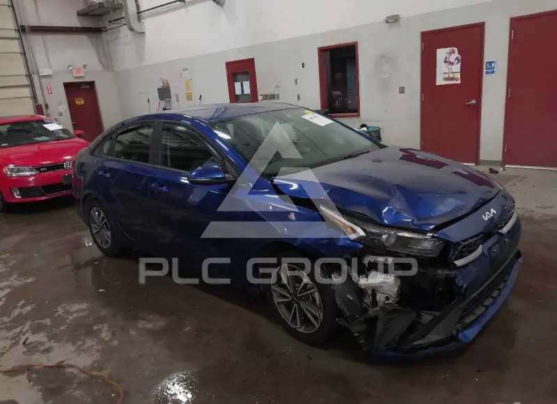2023 KIA Forte фото
