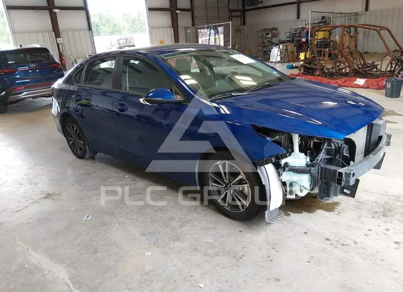 2023 KIA Forte photo