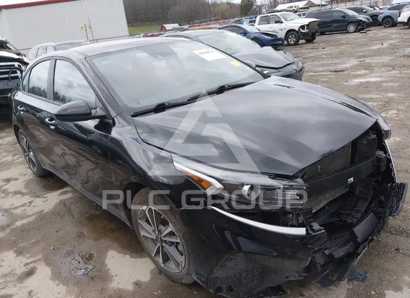 2023 KIA Forte фото