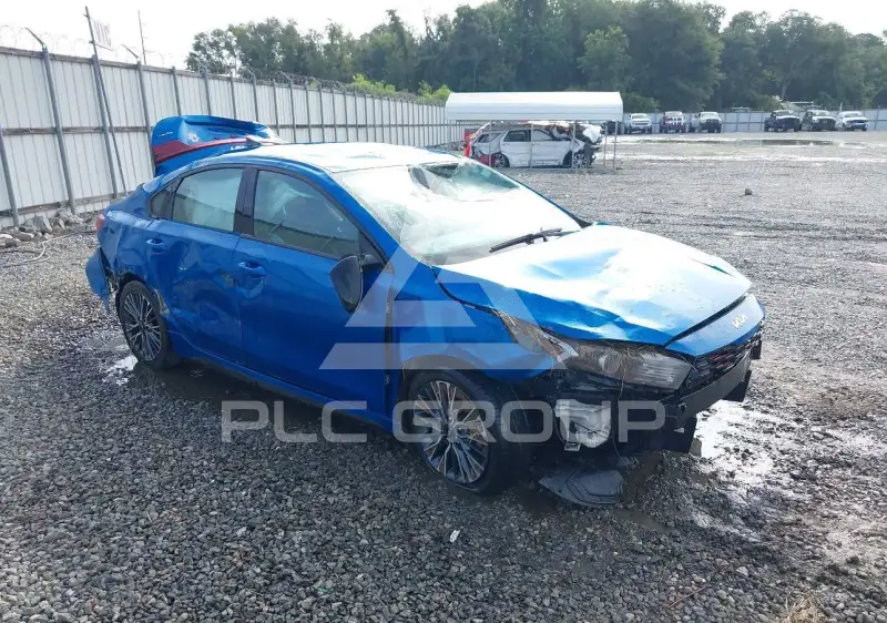 2023 KIA Forte photo