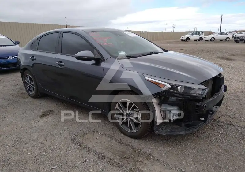 2023 KIA Forte photo