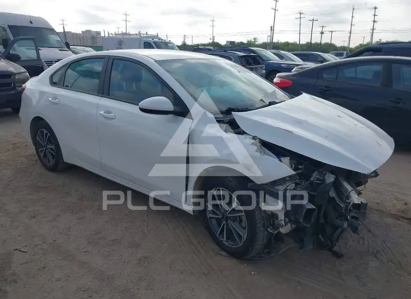 2023 KIA Forte photo