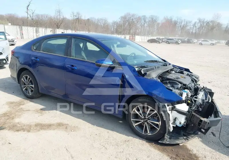 2023 KIA Forte фото