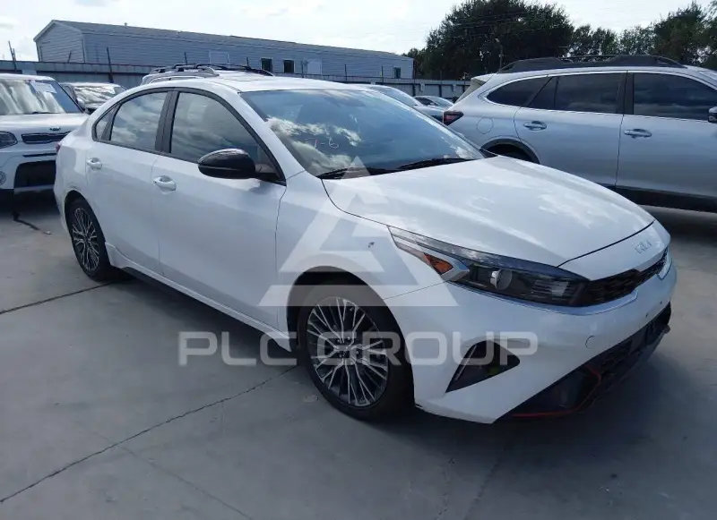 2023 KIA Forte photo