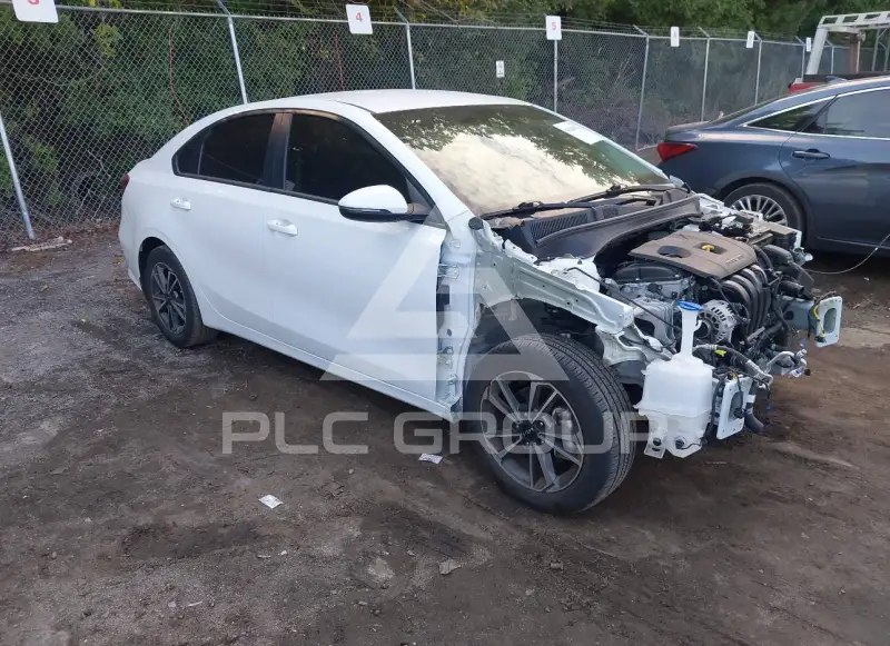 2023 KIA Forte фото
