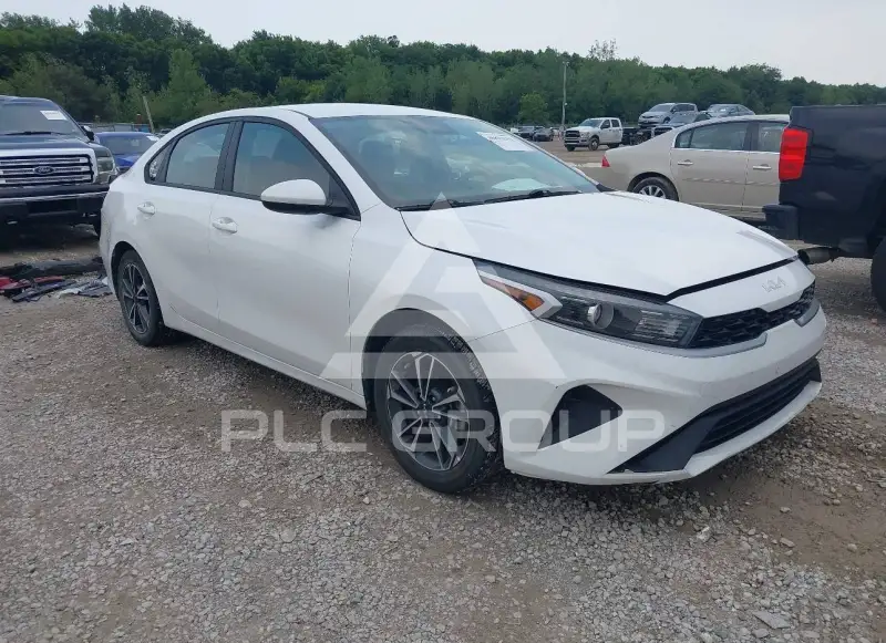 2023 KIA Forte photo