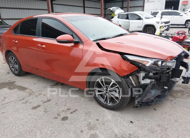 2023 KIA Forte фото