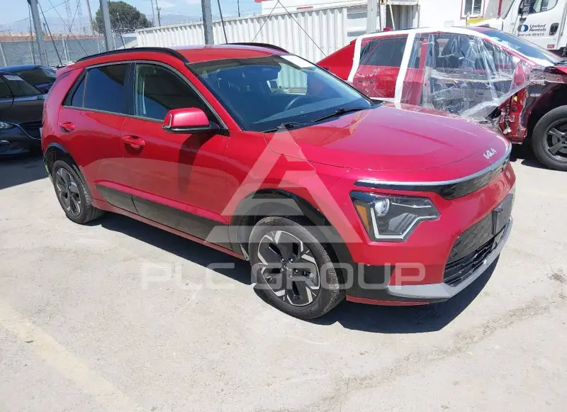 2023 KIA Niro фото