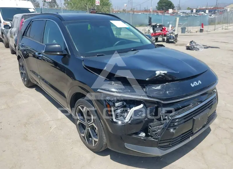 2023 KIA Niro фото