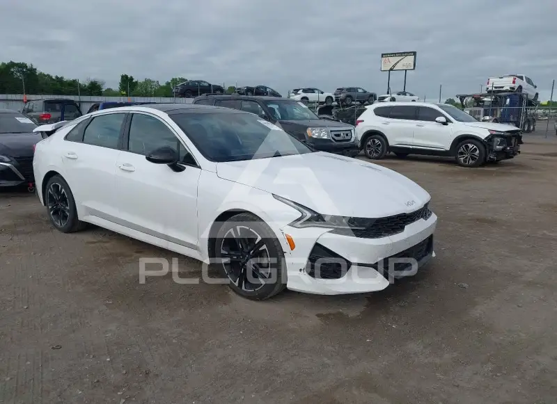 2023 KIA K5 фото