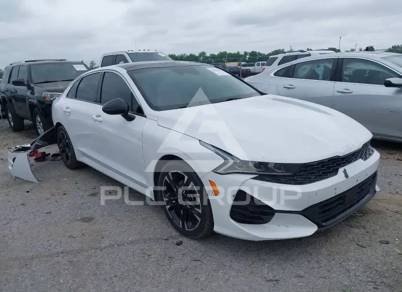 2023 KIA K5 фото