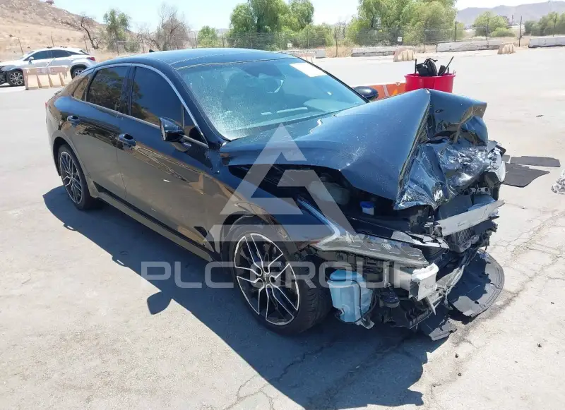 2023 KIA K5 photo