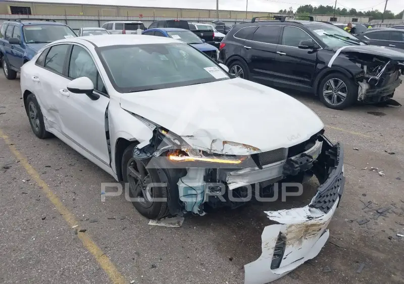 2023 KIA K5 фото