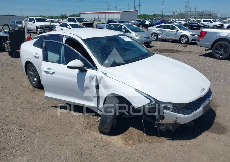 2023 KIA K5 фото