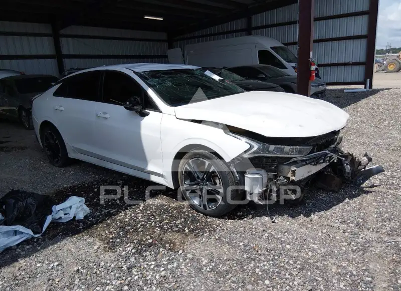 2023 KIA K5 фото