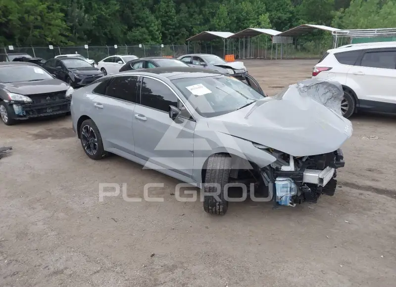 2023 KIA K5 фото