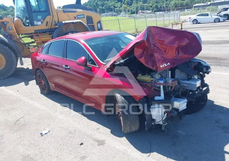 2023 KIA K5 фото