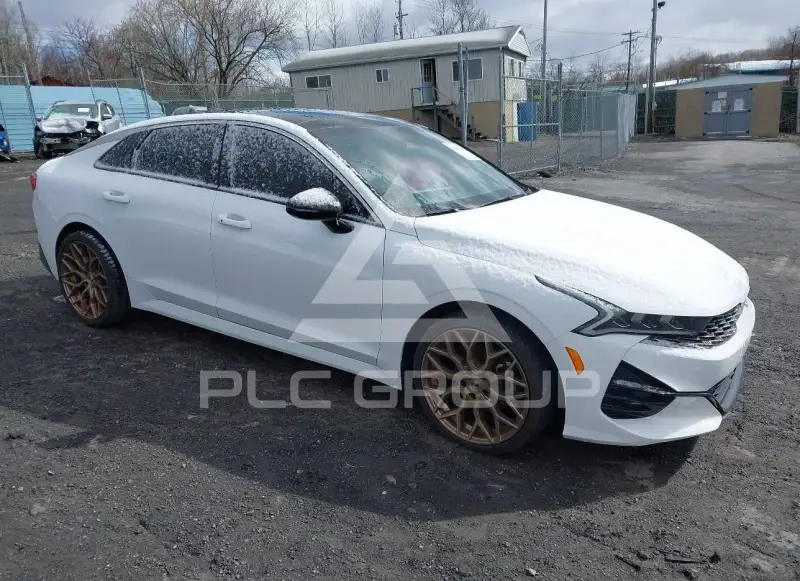 2023 KIA K5 photo