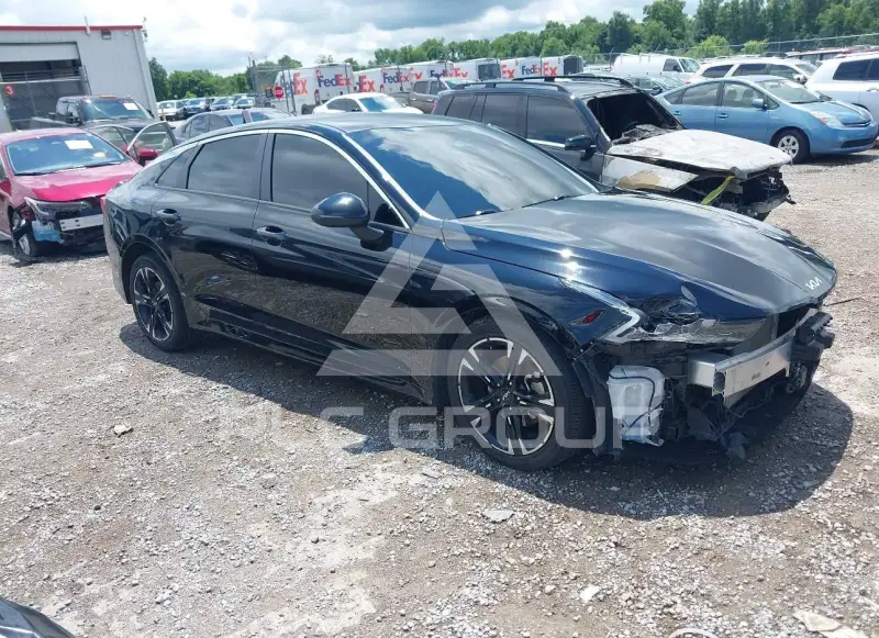 2023 KIA K5 фото