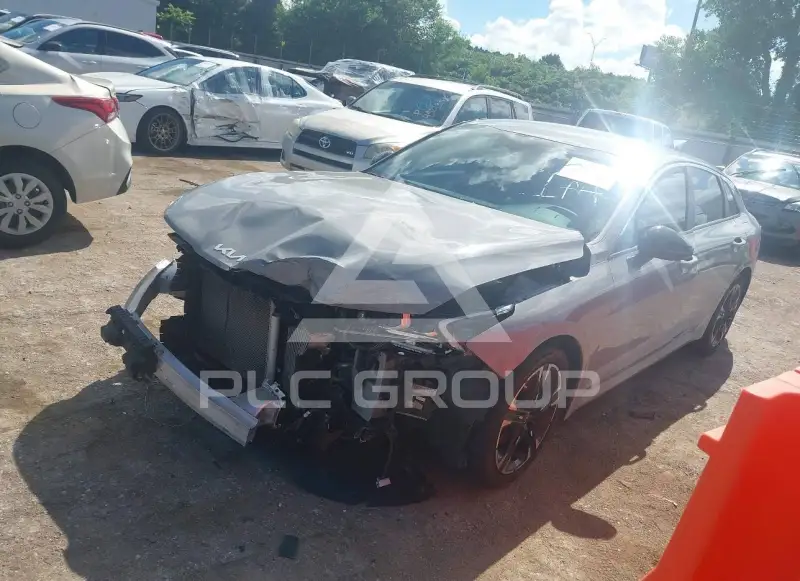 2023 KIA K5 фото