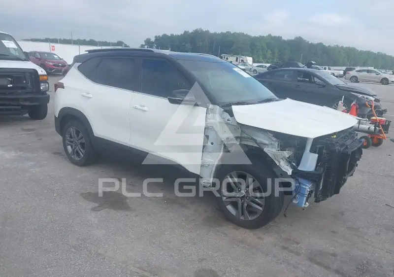 2023 KIA Seltos фото