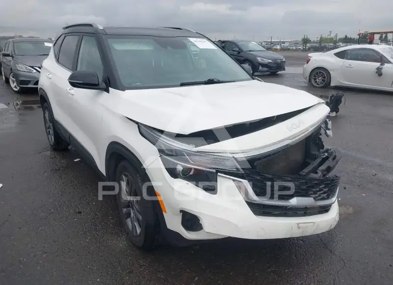 2023 KIA Seltos фото