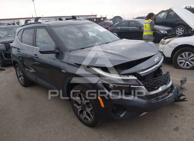 2023 KIA Seltos фото