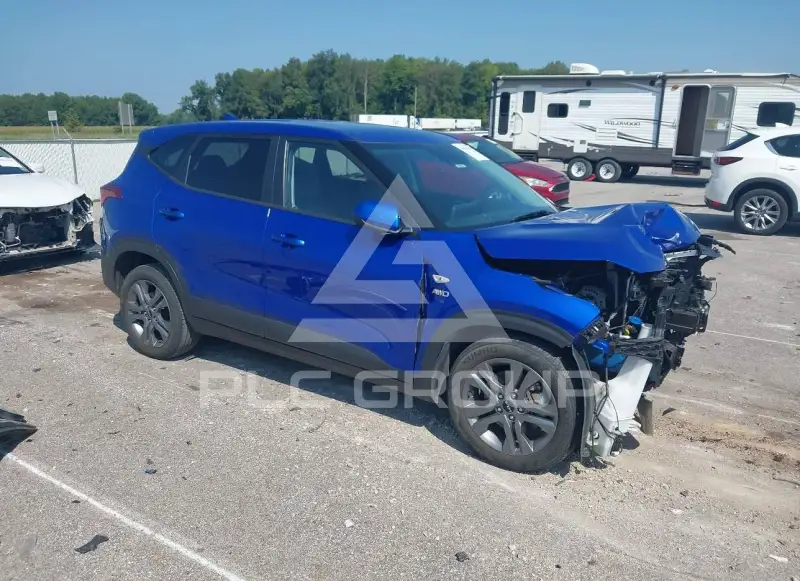 2023 KIA Seltos фото