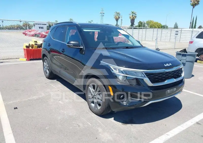 2023 KIA Seltos photo