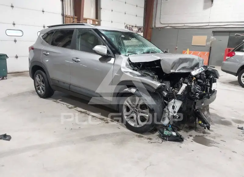 2023 KIA Seltos photo