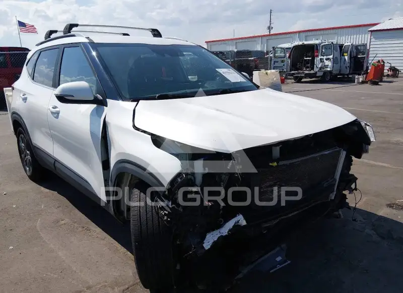2023 KIA Seltos фото