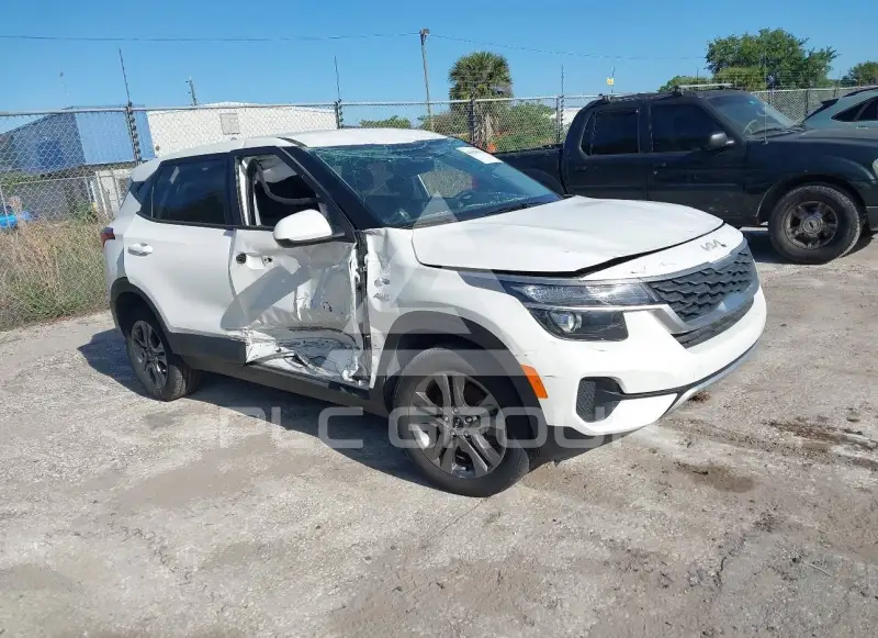 2023 KIA Seltos фото