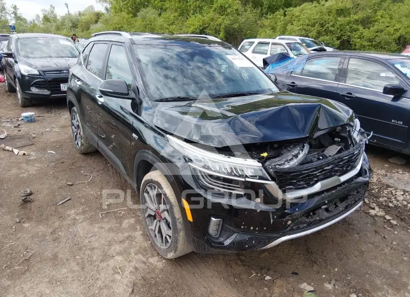 2023 KIA Seltos фото