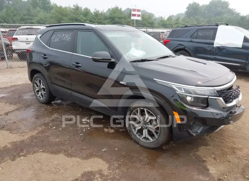 2023 KIA Seltos photo