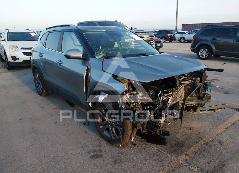 2023 KIA Seltos фото