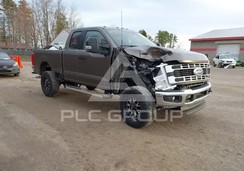2023 Ford F-250 фото