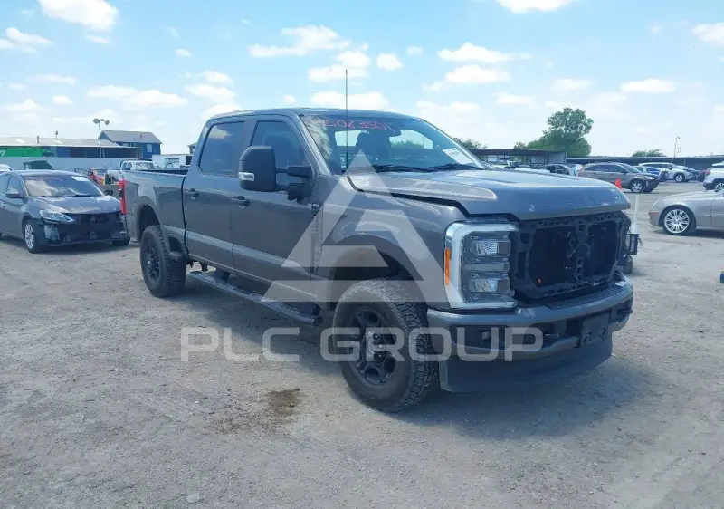 2023 Ford F-250 фото