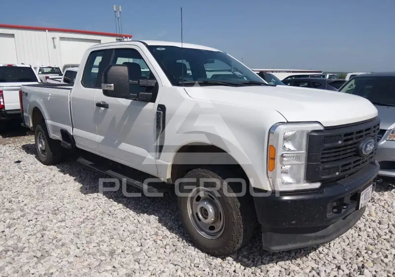 2023 Ford F-250 фото