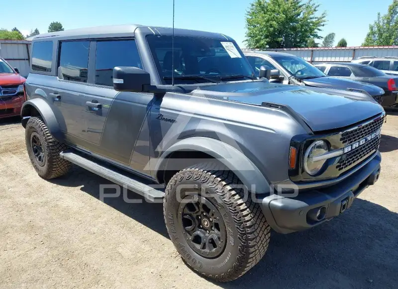 2023 Ford BRONCO фото