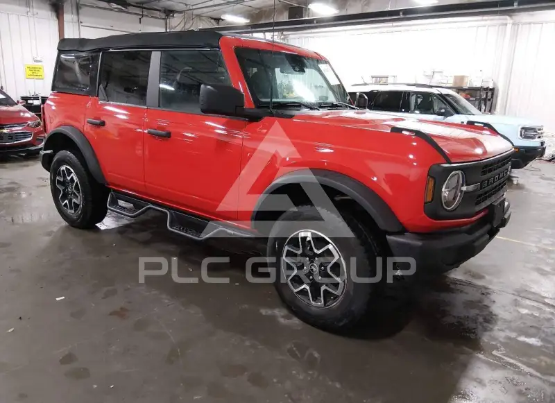 2023 Ford BRONCO фото