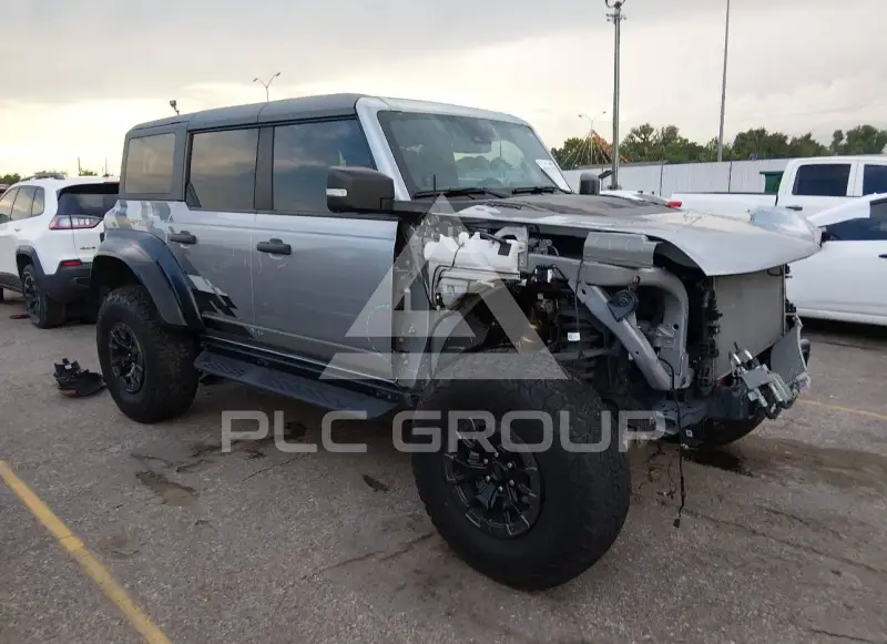 2023 Ford BRONCO фото