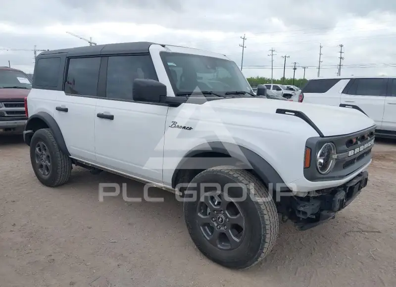 2023 Ford BRONCO фото