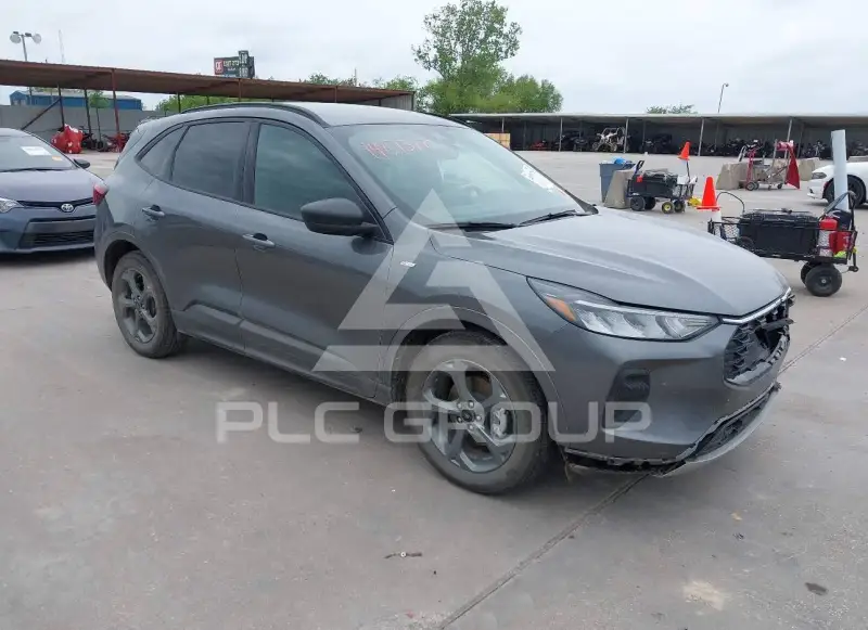 2023 Ford ESCAPE фото