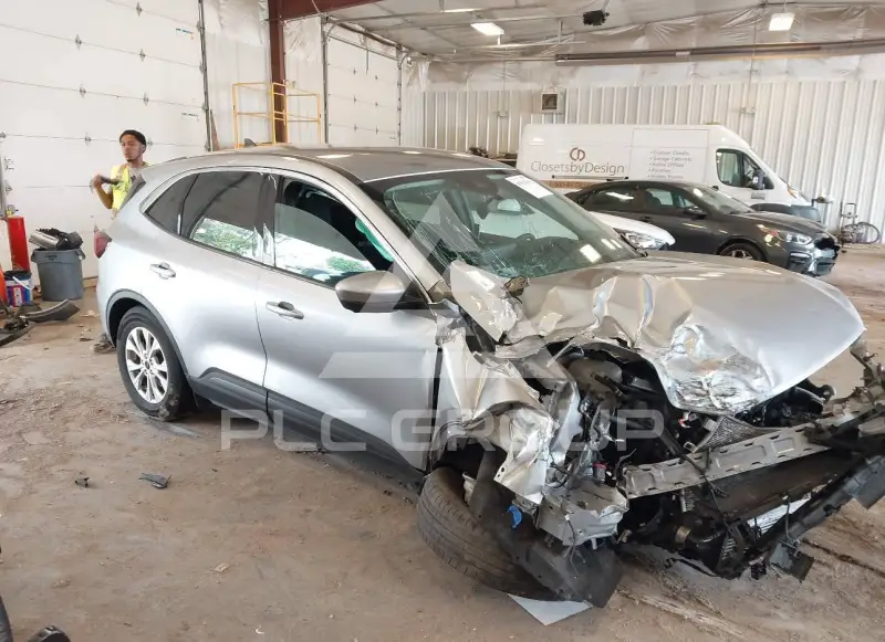 2023 Ford ESCAPE фото