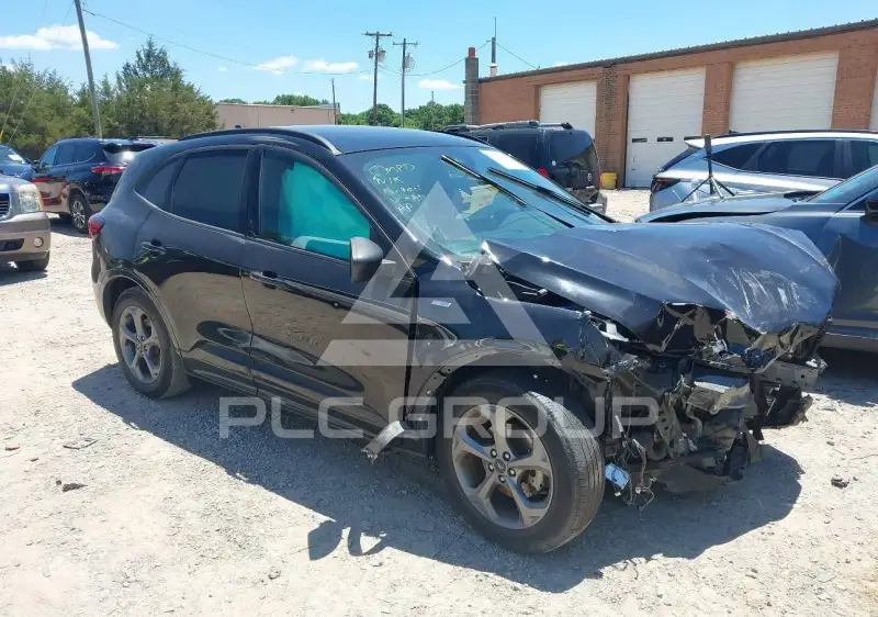 2023 Ford ESCAPE photo