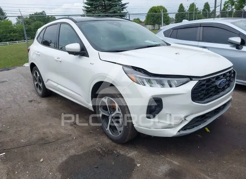 2023 Ford ESCAPE фото