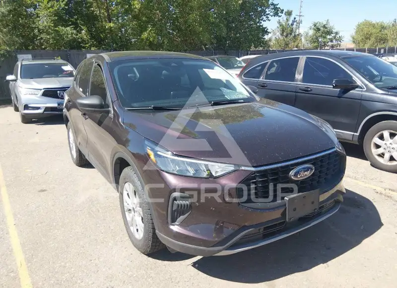 2023 Ford ESCAPE фото