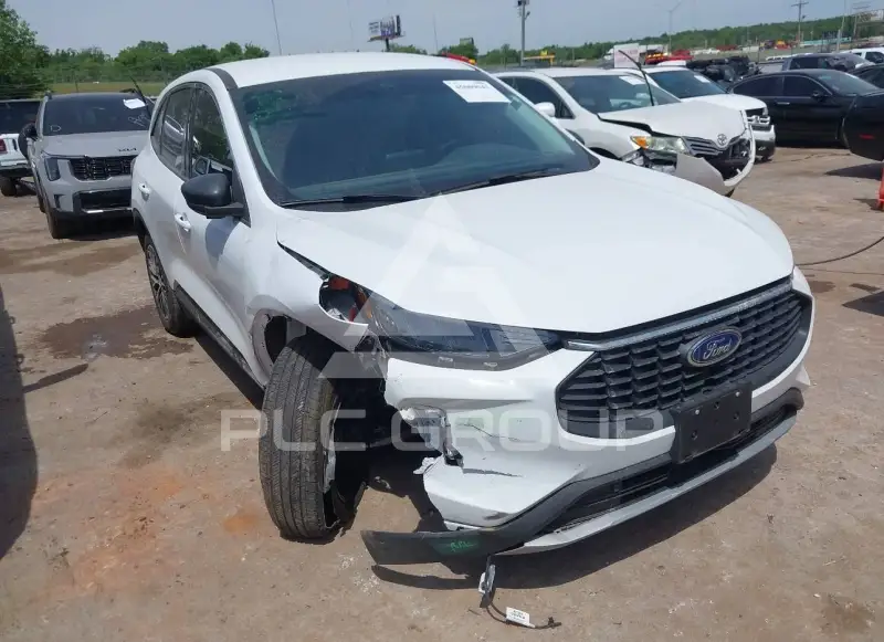 2023 Ford ESCAPE фото