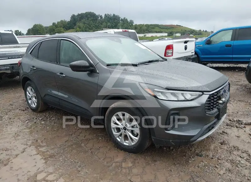 2023 Ford ESCAPE фото
